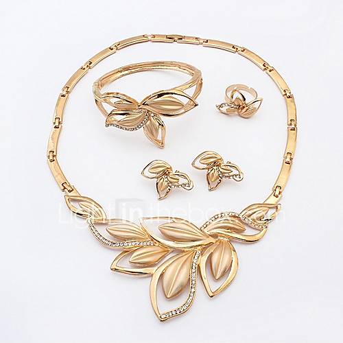 Dames Sieraden Set Gesimuleerde Diamant Bladvorm Statement Klassiek Zoet Modieus Oversized Omvatten Bangles Hangertjes Ketting Goud Voor Feest Lahja Oorbellen huismerk kopen in de aanbieding Dames Sieraden Set Gesimuleerde Diamant Bladvorm Statement Klassiek Zoet Modieus Oversized Omvatten Bangles Hangertjes Ketting Goud Voor Feest Lahja Oorbellen huismerk kopen in de aanbieding