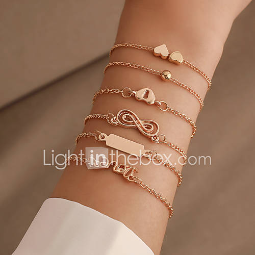 6Pcs Dames Meerlaags Armbanden Met Ketting En Sluiting Armband Hanger Set Hart Letter Oneindigheid Klassiek Vintage Europees Boho Sieraden Goud Voor Dagelijks Straat Feestdagen huismerk kopen in de aanbieding
