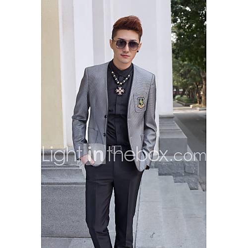 Zwart Grijs Gestreept Standaard Pasvorm Katoen Polyester Pak Mandarijn Single Breasted Twee Knoops Suits huismerk kopen in de aanbieding Zwart Grijs Gestreept Standaard Pasvorm Katoen Polyester Pak Mandarijn Single Breasted Twee Knoops Suits huismerk kopen in de aanbieding